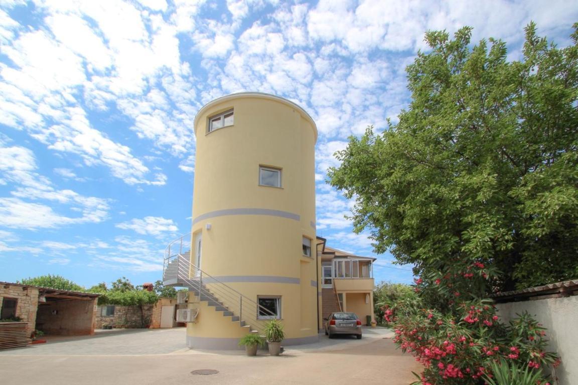 Silos Mare Apartment Novigrad  Bagian luar foto